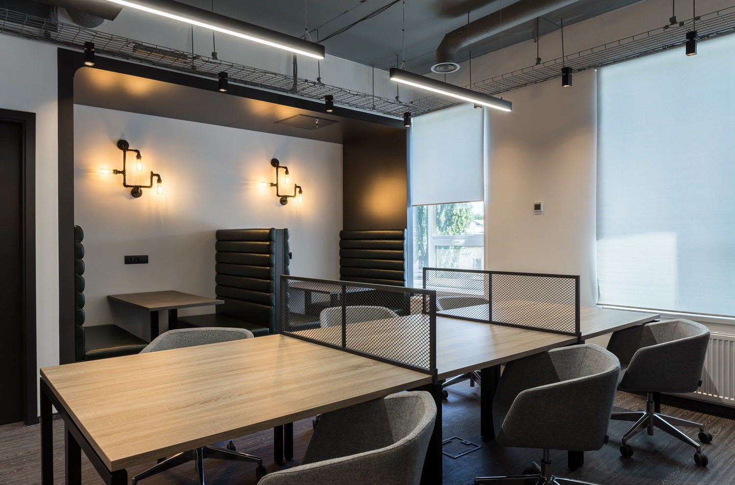 EC2B9215-HDR